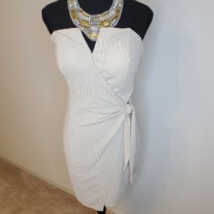 Glitter strapless party dress nude